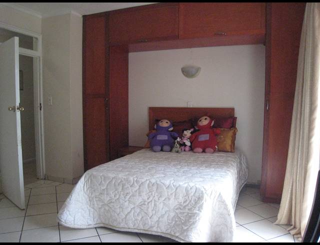 10 BEDROOM HOUSE FOR SALE IN ATHOLL HEIGHTS